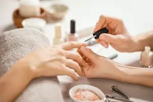 nail-lady